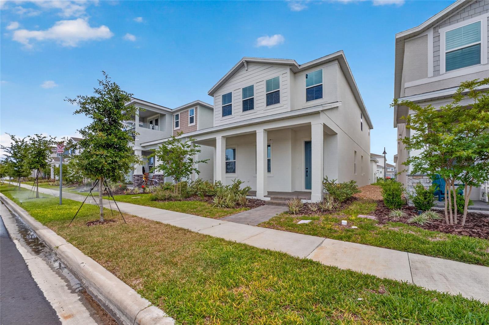 Single Family Residence in WINTER GARDEN, FL - Daniel Dourado