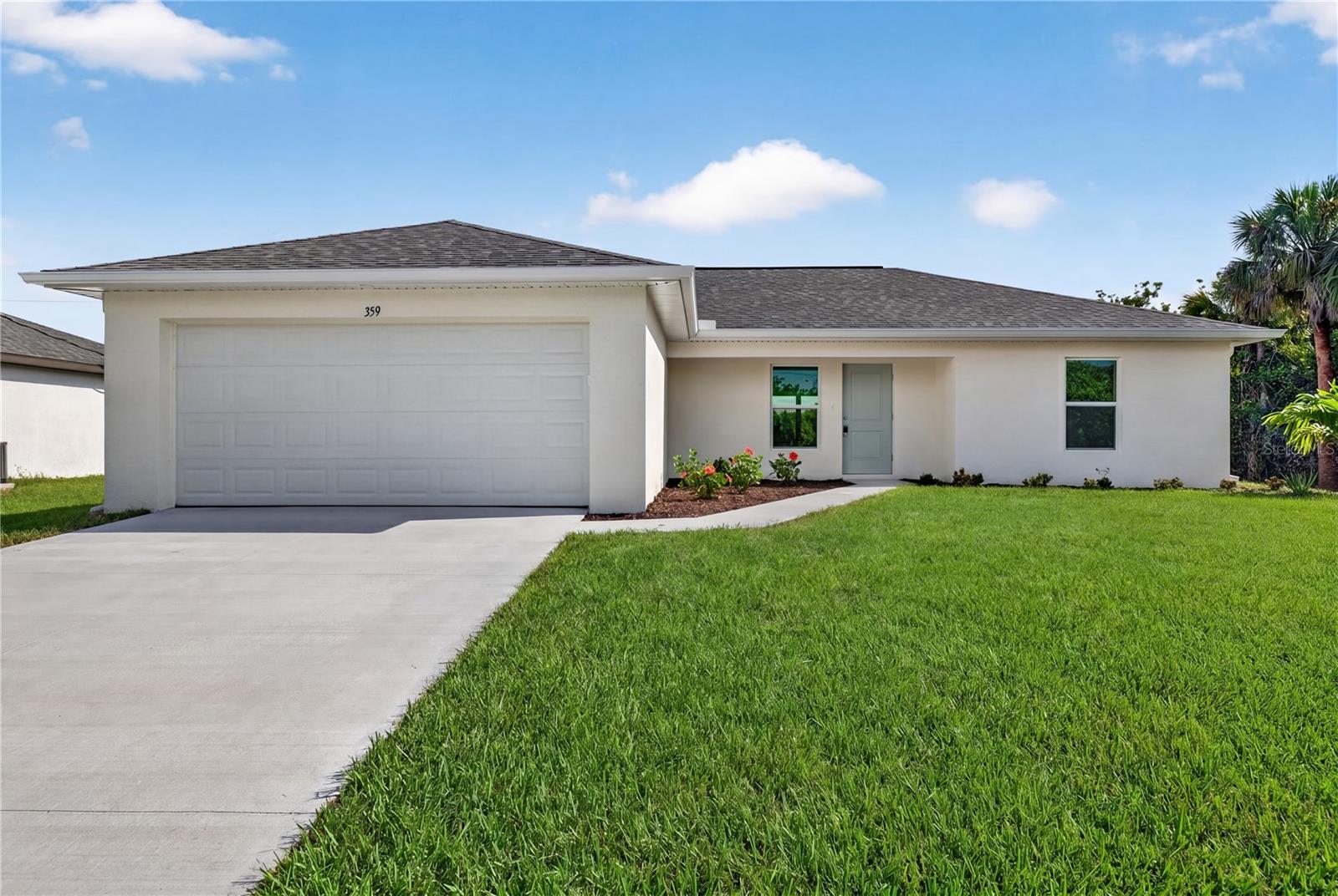 Single Family Residence em PORT CHARLOTTE, FL - Daniel Dourado