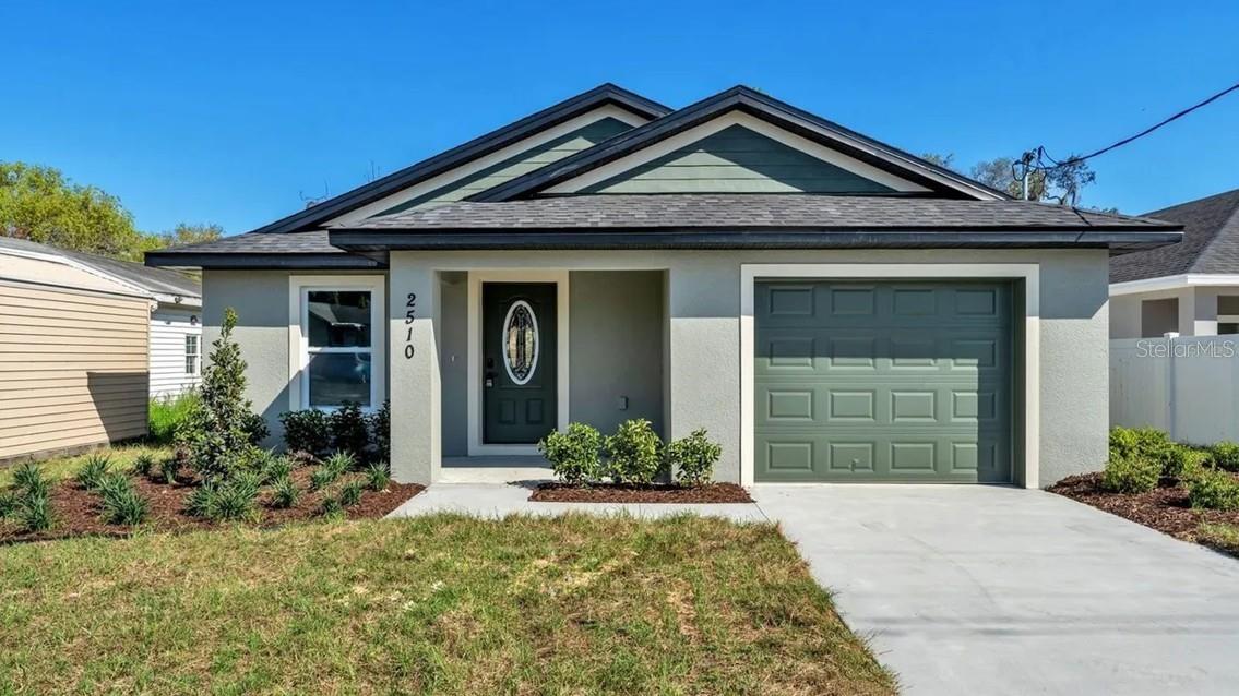 Single Family Residence em WINTER HAVEN, FL - Daniel Dourado