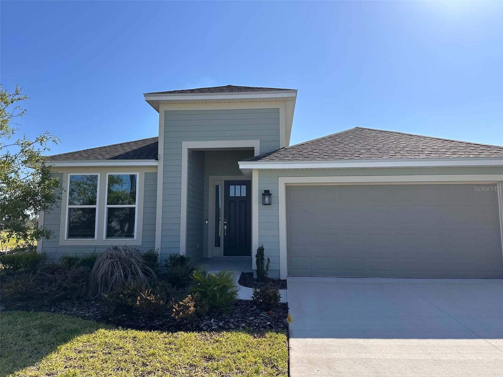 Single Family Residence in PALM COAST, FL - Daniel Dourado
