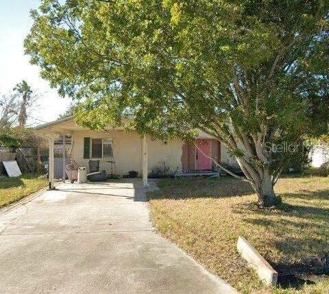 Single Family Residence in PALMETTO, FL - Daniel Dourado