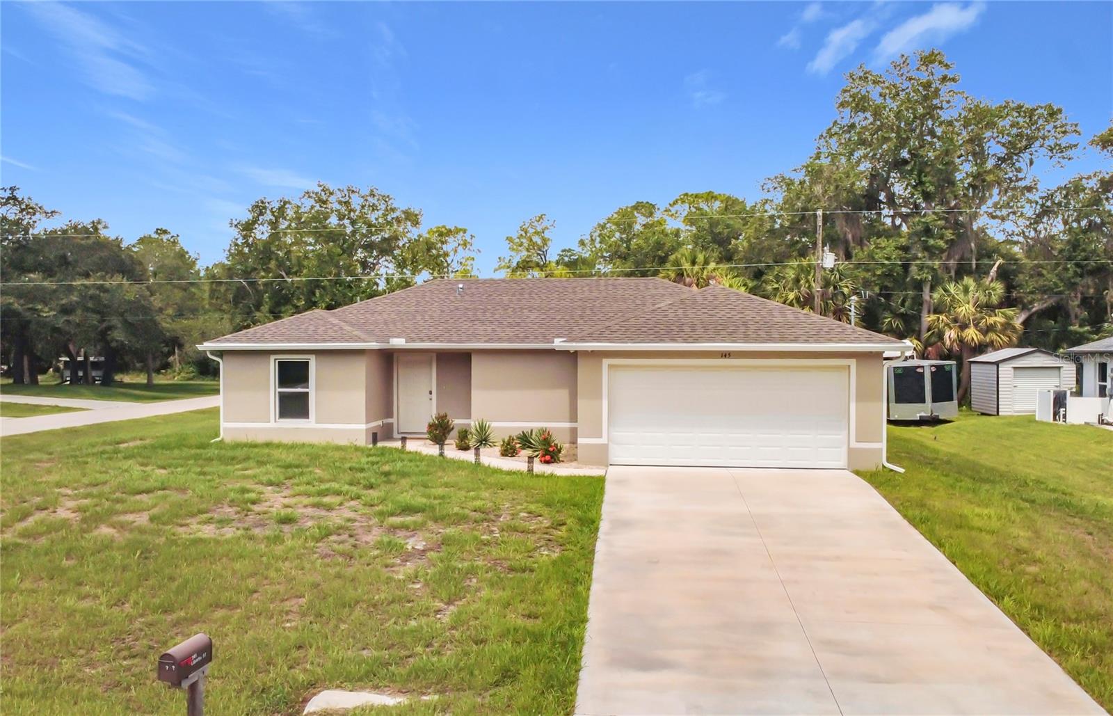 Single Family Residence em PORT CHARLOTTE, FL - Daniel Dourado