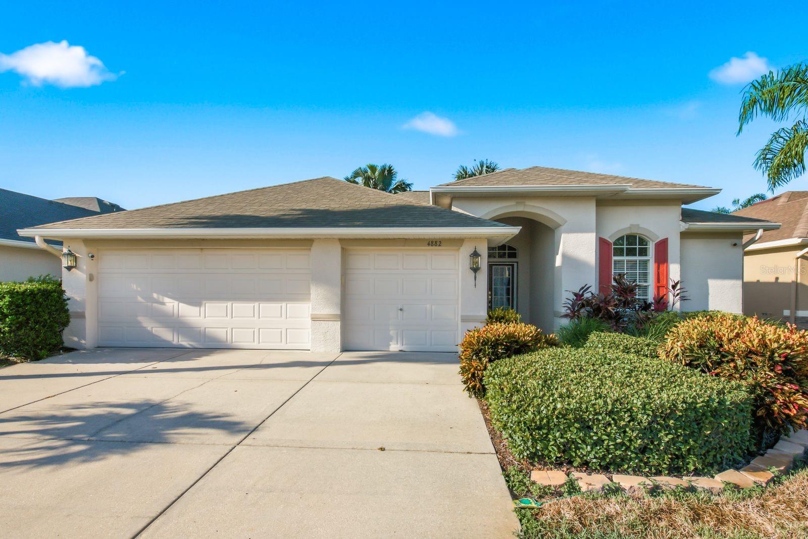 Single Family Residence in PALM HARBOR, FL - Daniel Dourado