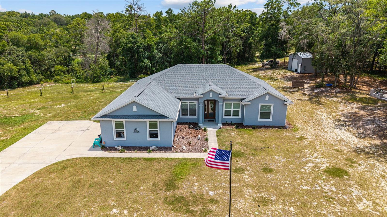 Single Family Residence in BELLEVIEW, FL - Daniel Dourado