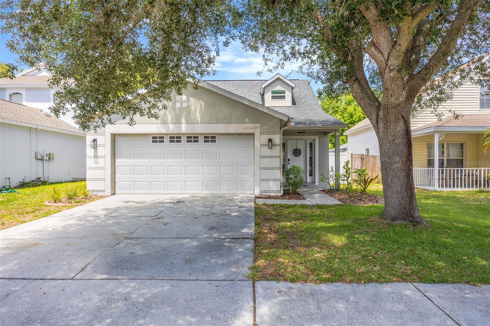 Single Family Residence em TRINITY, FL - Daniel Dourado
