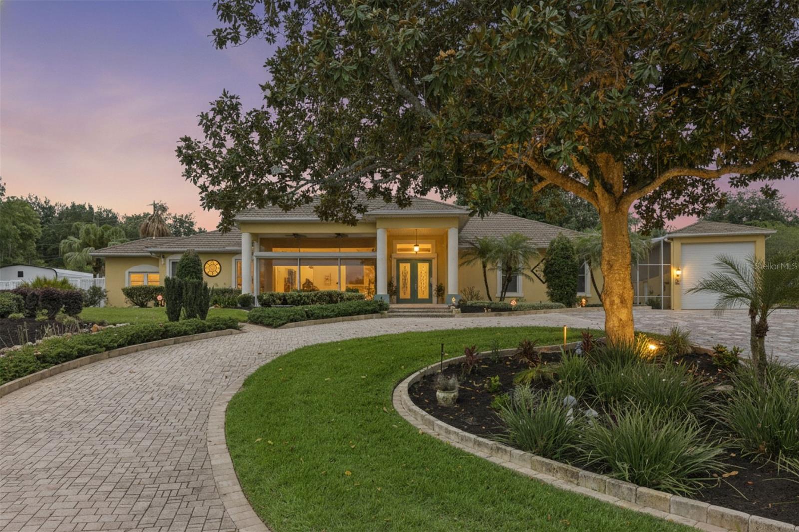 Single Family Residence in CLERMONT, FL - Daniel Dourado