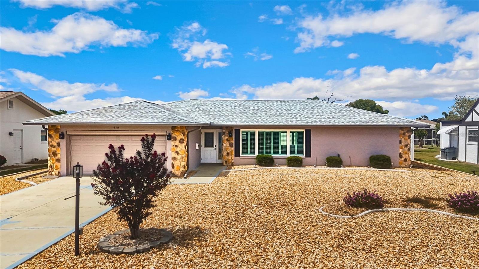 Single Family Residence em SUN CITY CENTER, FL - Daniel Dourado