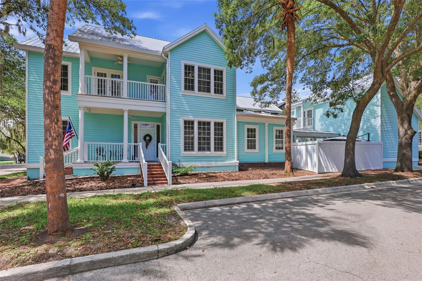 Single Family Residence in GAINESVILLE, FL - Daniel Dourado