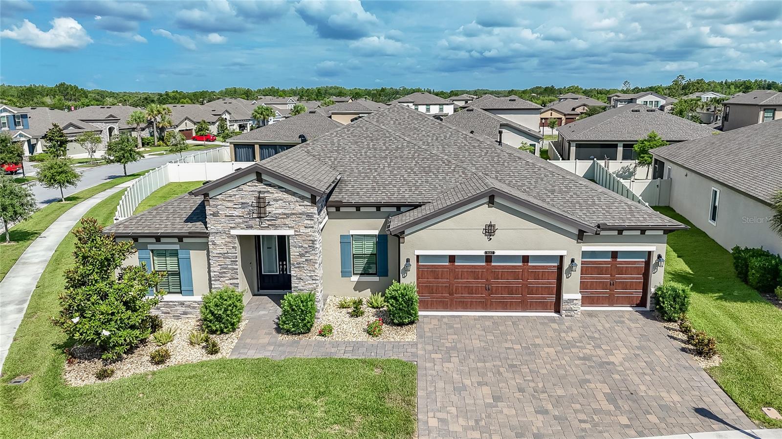 Single Family Residence in LAND O LAKES, FL - Daniel Dourado