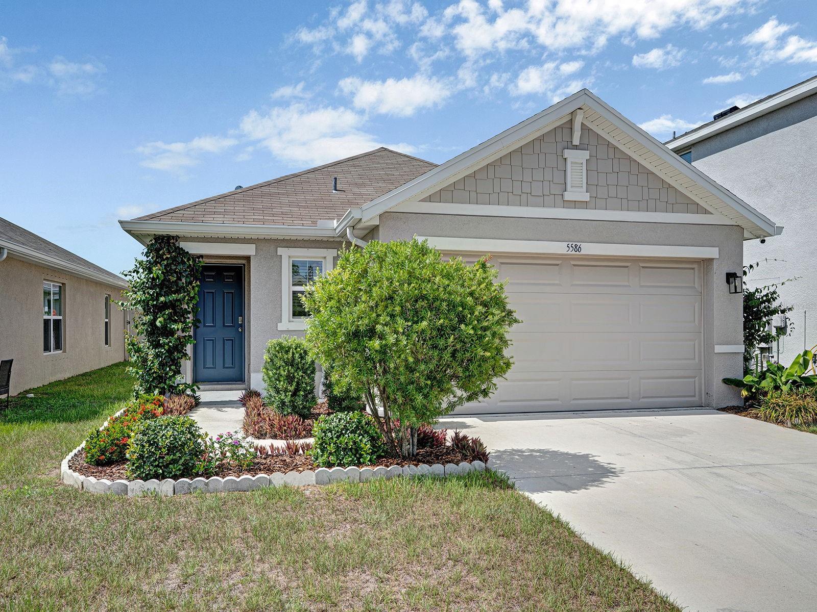 Single Family Residence in WIMAUMA, FL - Daniel Dourado
