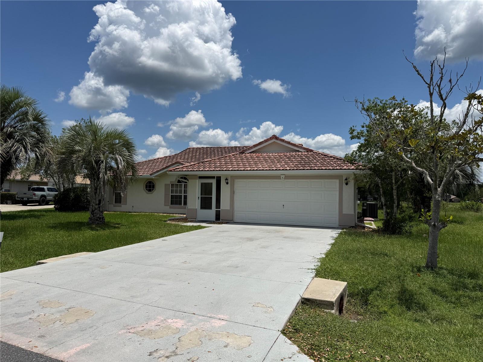 Single Family Residence in OCALA, FL - Daniel Dourado