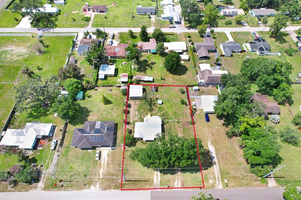 Single Family Residence in PLANT CITY, FL - Daniel Dourado
