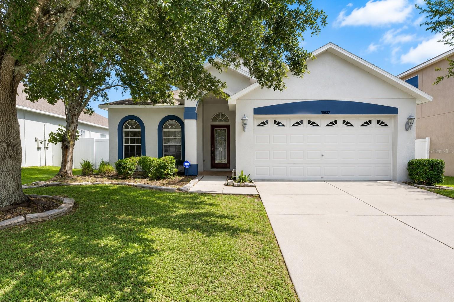 Single Family Residence em WESLEY CHAPEL, FL - Daniel Dourado