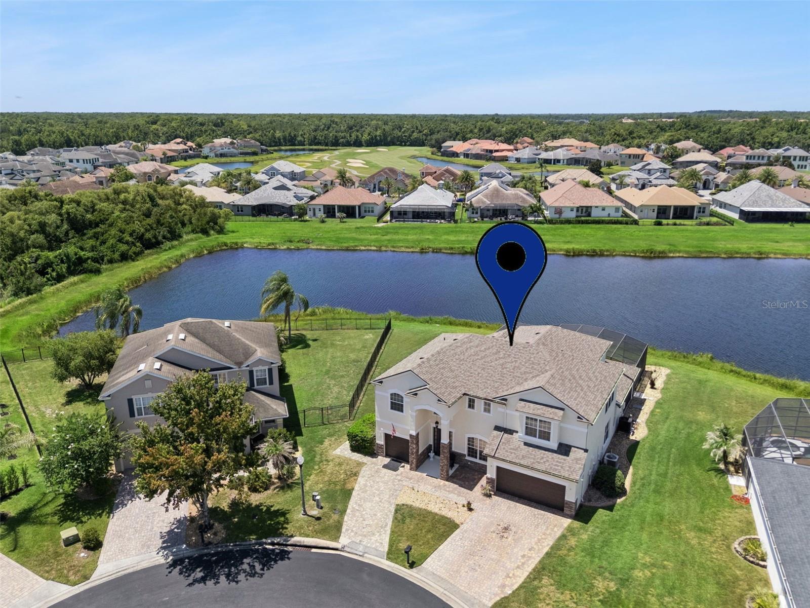 Single Family Residence in DAVENPORT, FL - Daniel Dourado