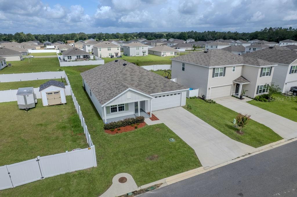 Single Family Residence in ALACHUA, FL - Daniel Dourado