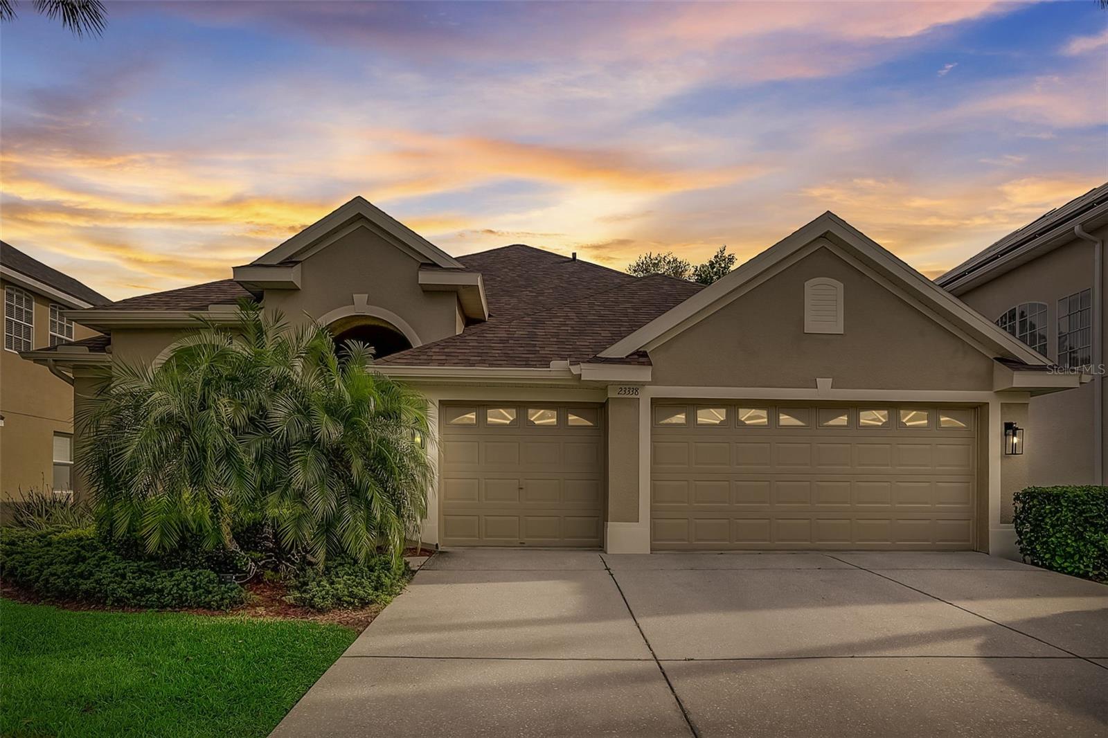 Single Family Residence em LAND O LAKES, FL - Daniel Dourado