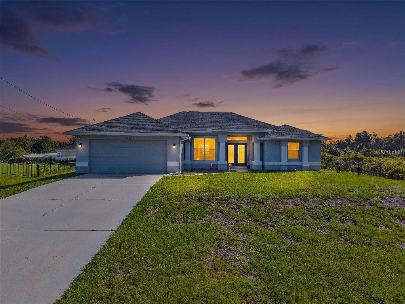 Single Family Residence in NORTH PORT, FL - Daniel Dourado