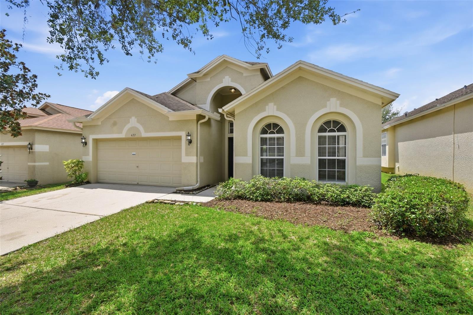 Single Family Residence em SEFFNER, FL - Daniel Dourado