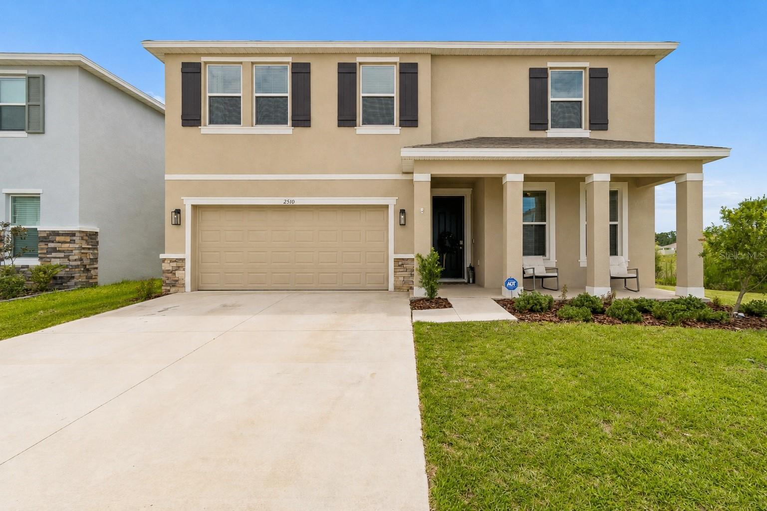 Single Family Residence em WESLEY CHAPEL, FL - Daniel Dourado