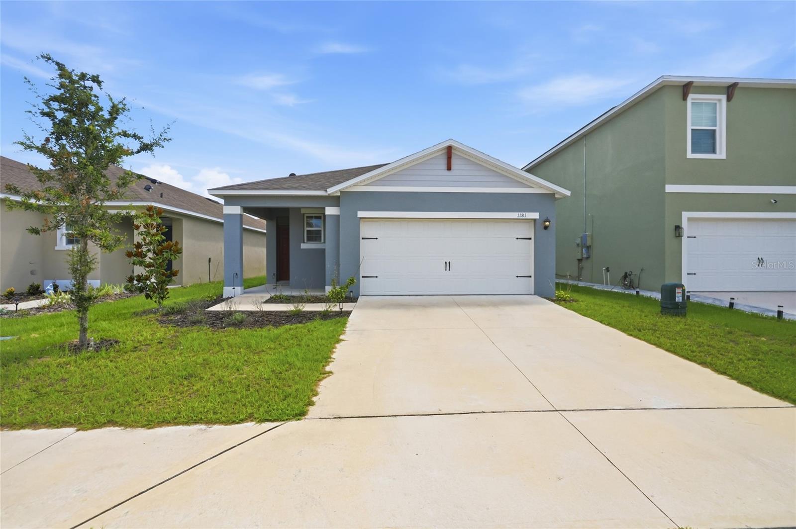 Single Family Residence in DAVENPORT, FL - Daniel Dourado