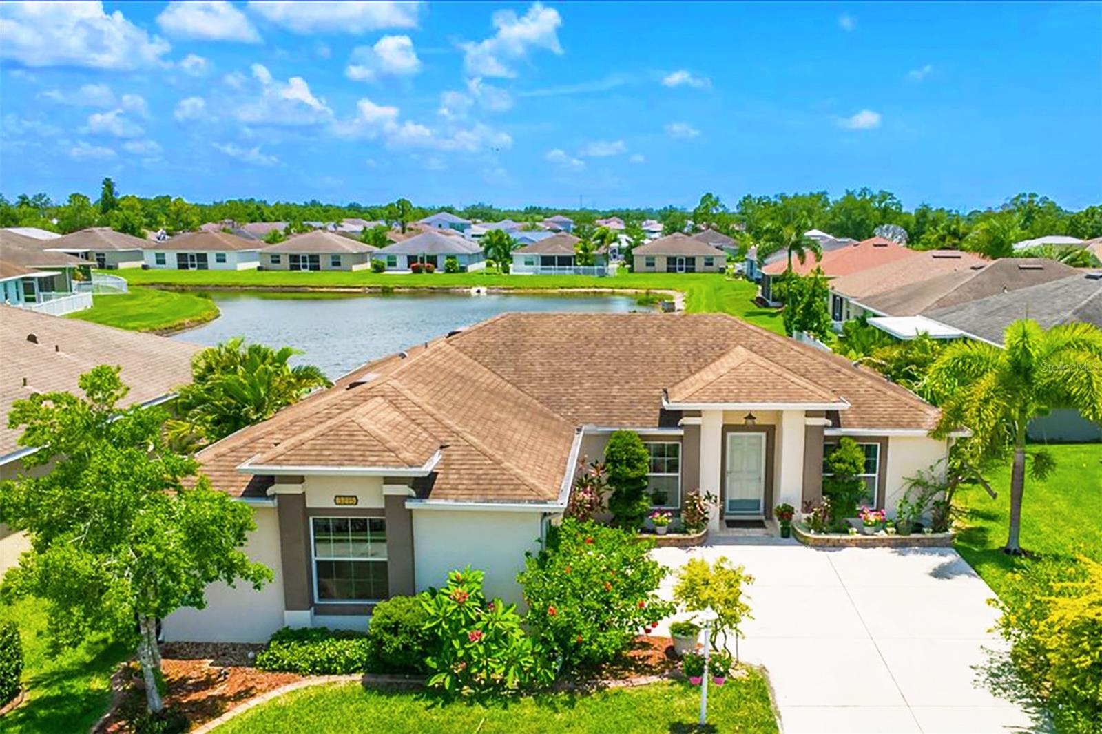 Single Family Residence in PALMETTO, FL - Daniel Dourado