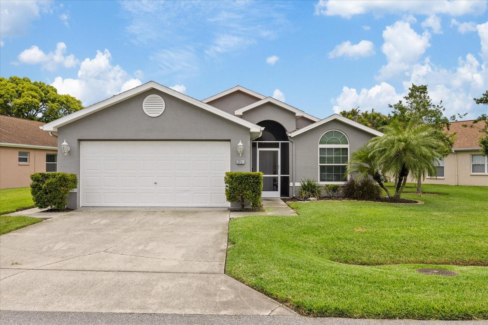 Single Family Residence em NEW PORT RICHEY, FL - Daniel Dourado