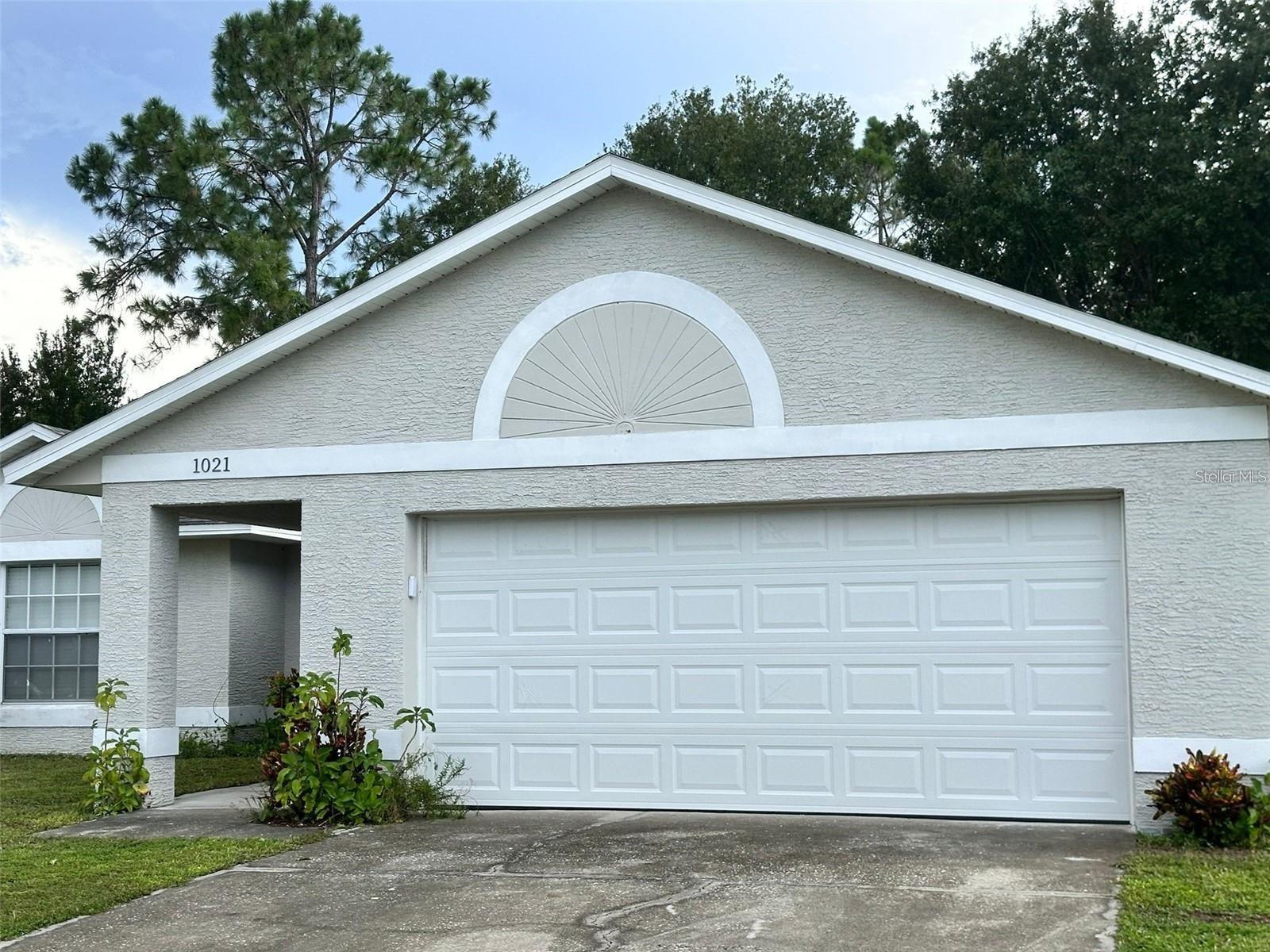 Single Family Residence in KISSIMMEE, FL - Daniel Dourado