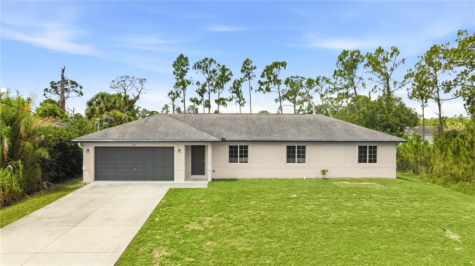 Single Family Residence in NORTH PORT, FL - Daniel Dourado