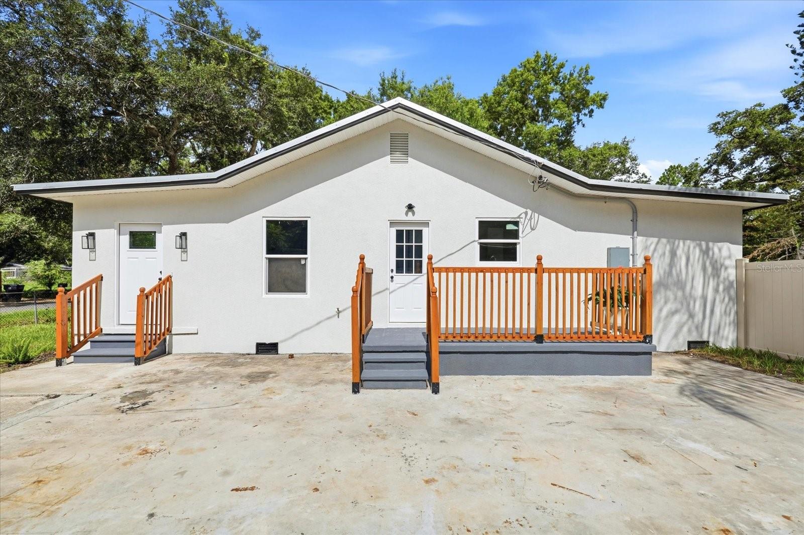 Single Family Residence in TAMPA, FL - Daniel Dourado