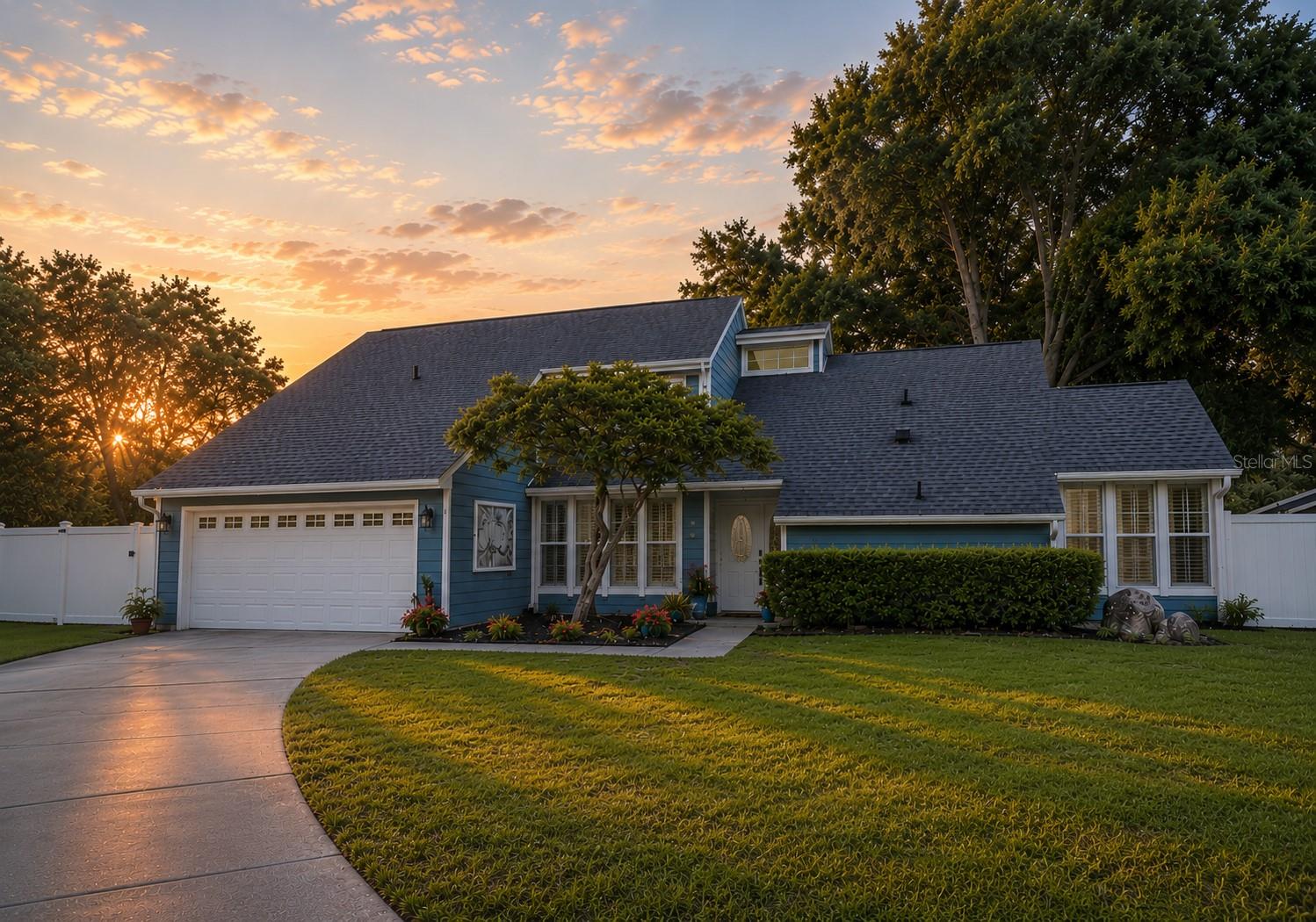 Single Family Residence in LONGWOOD, FL - Daniel Dourado