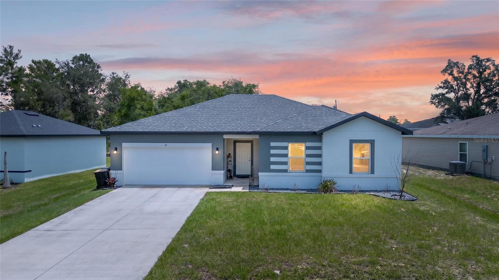 Single Family Residence em POINCIANA, FL - Daniel Dourado