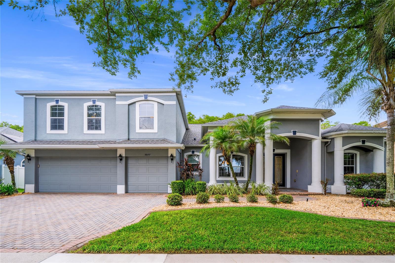 Single Family Residence in ORLANDO, FL - Daniel Dourado