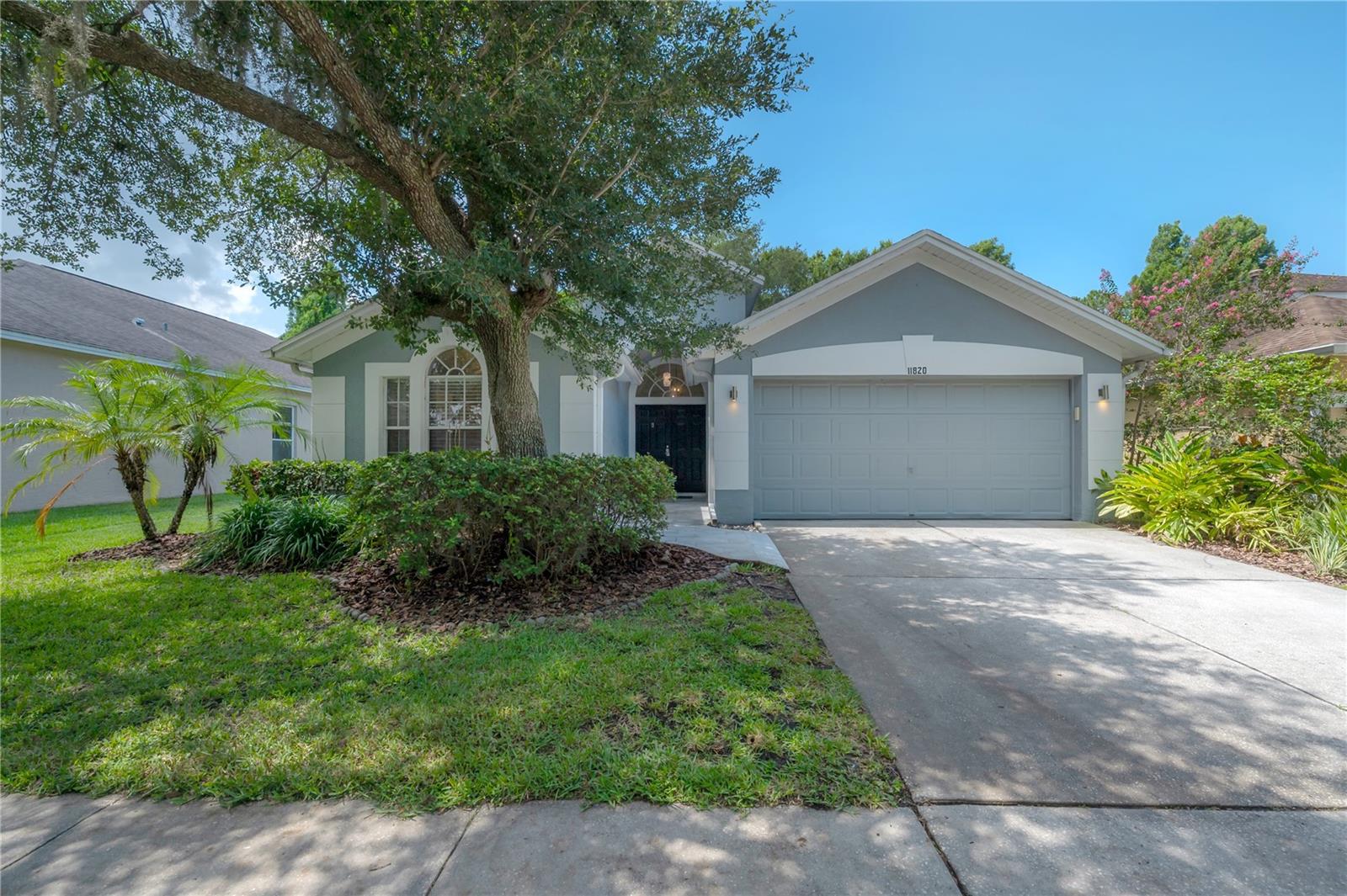 Single Family Residence in TAMPA, FL - Daniel Dourado