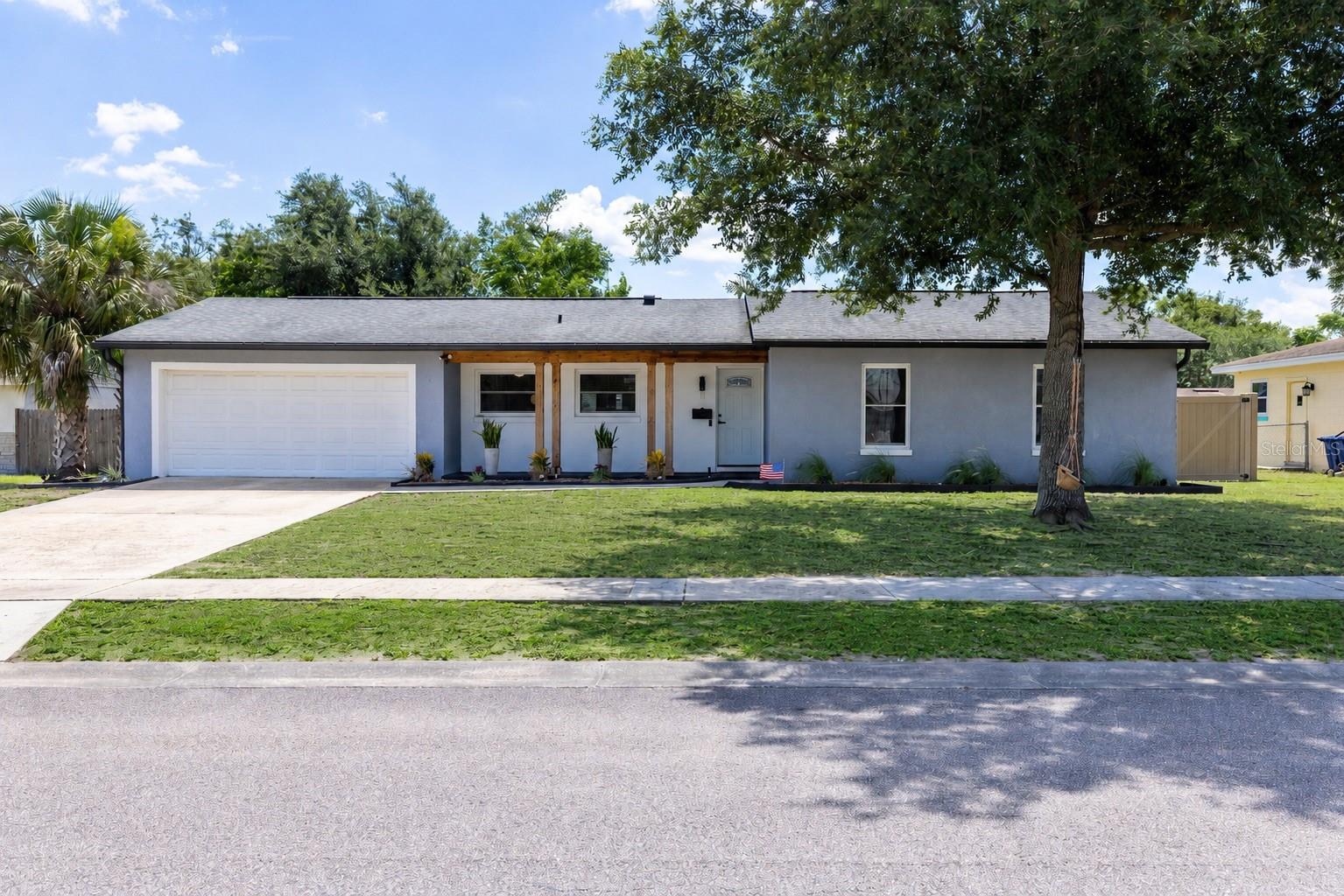 Single Family Residence in CASSELBERRY, FL - Daniel Dourado