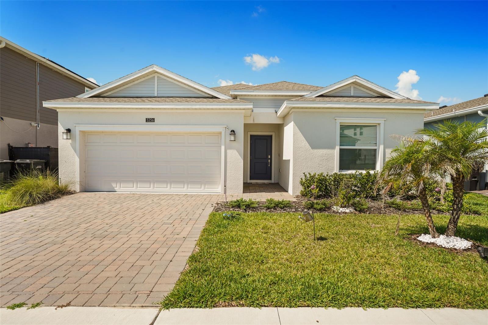 Single Family Residence in DAVENPORT, FL - Daniel Dourado