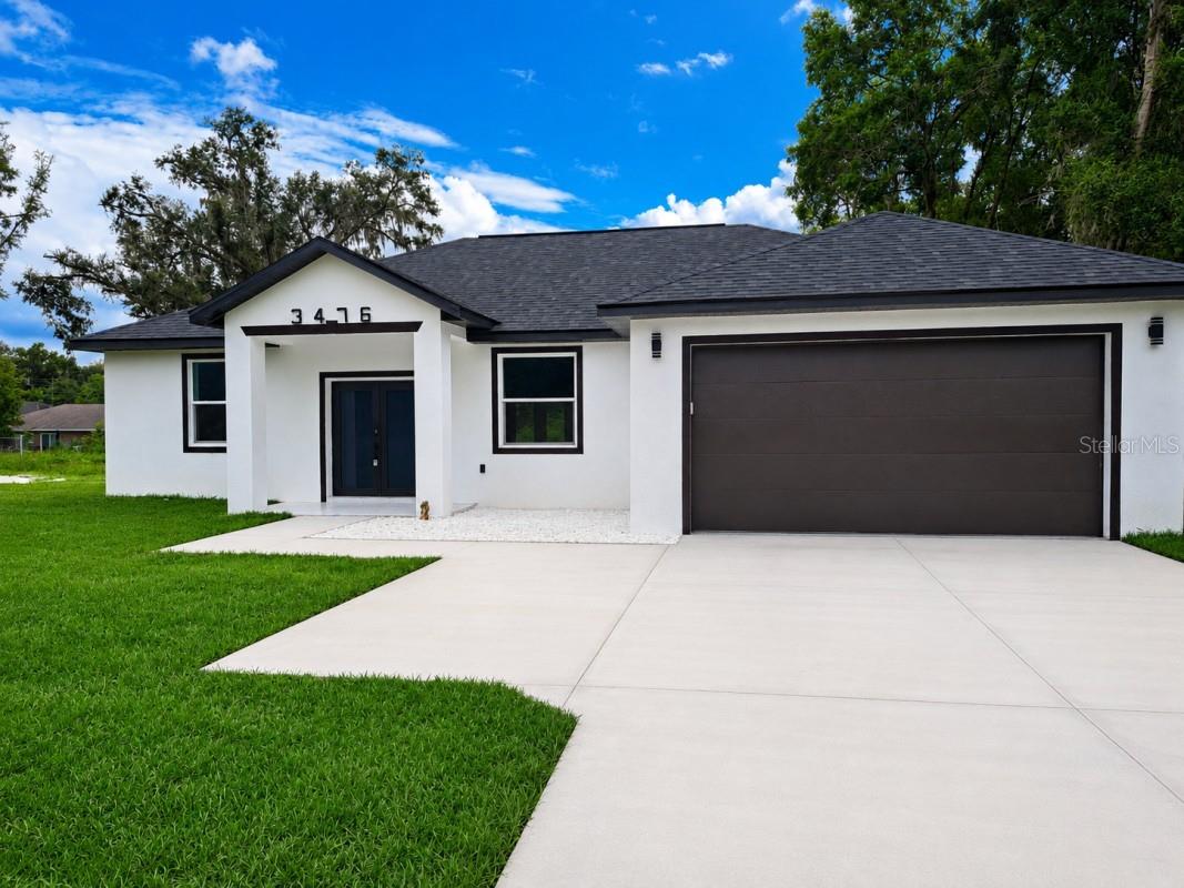 Single Family Residence em BELLEVIEW, FL - Daniel Dourado