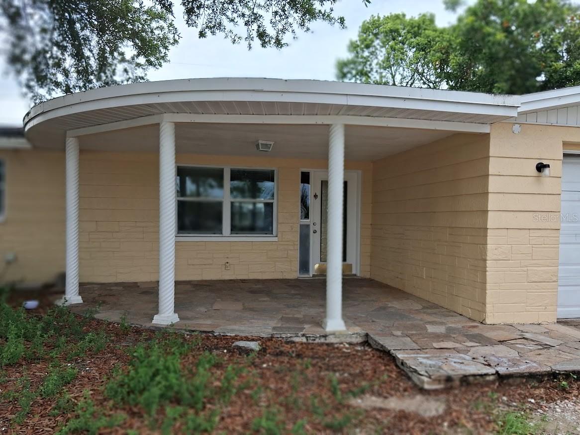 Single Family Residence em HOLIDAY, FL - Daniel Dourado
