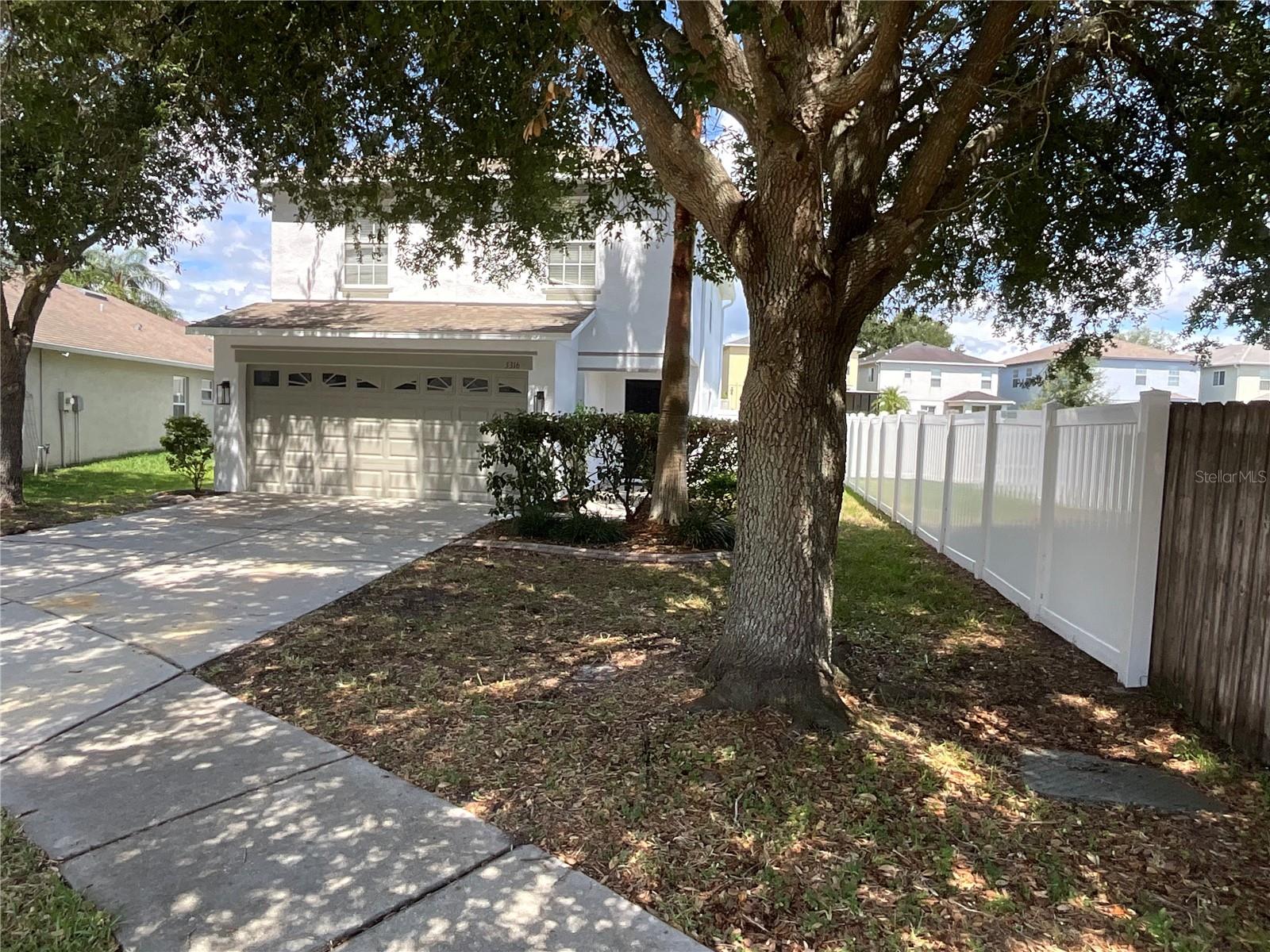 Single Family Residence em LAND O LAKES, FL - Daniel Dourado