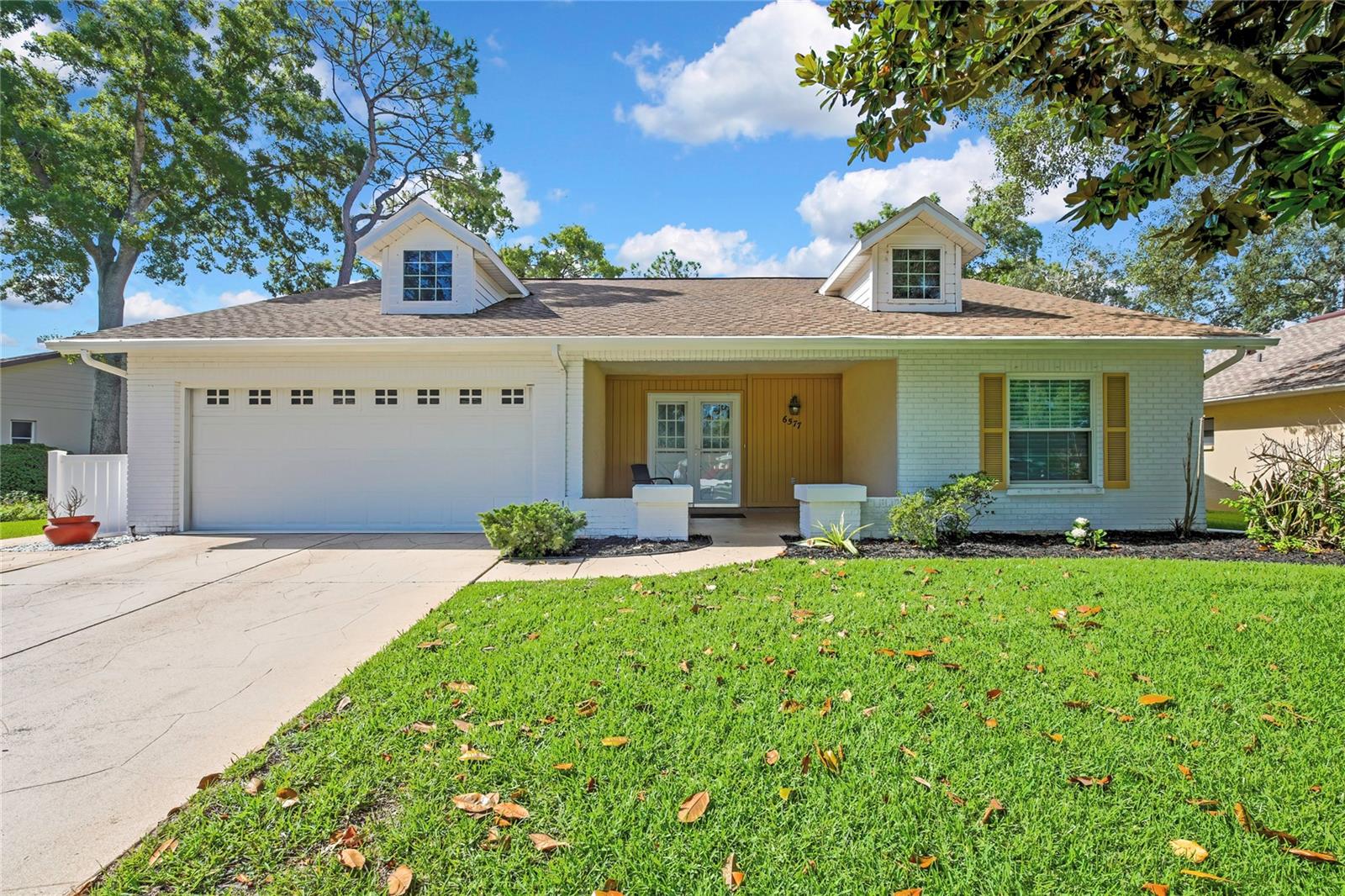 Single Family Residence in SPRING HILL, FL - Daniel Dourado