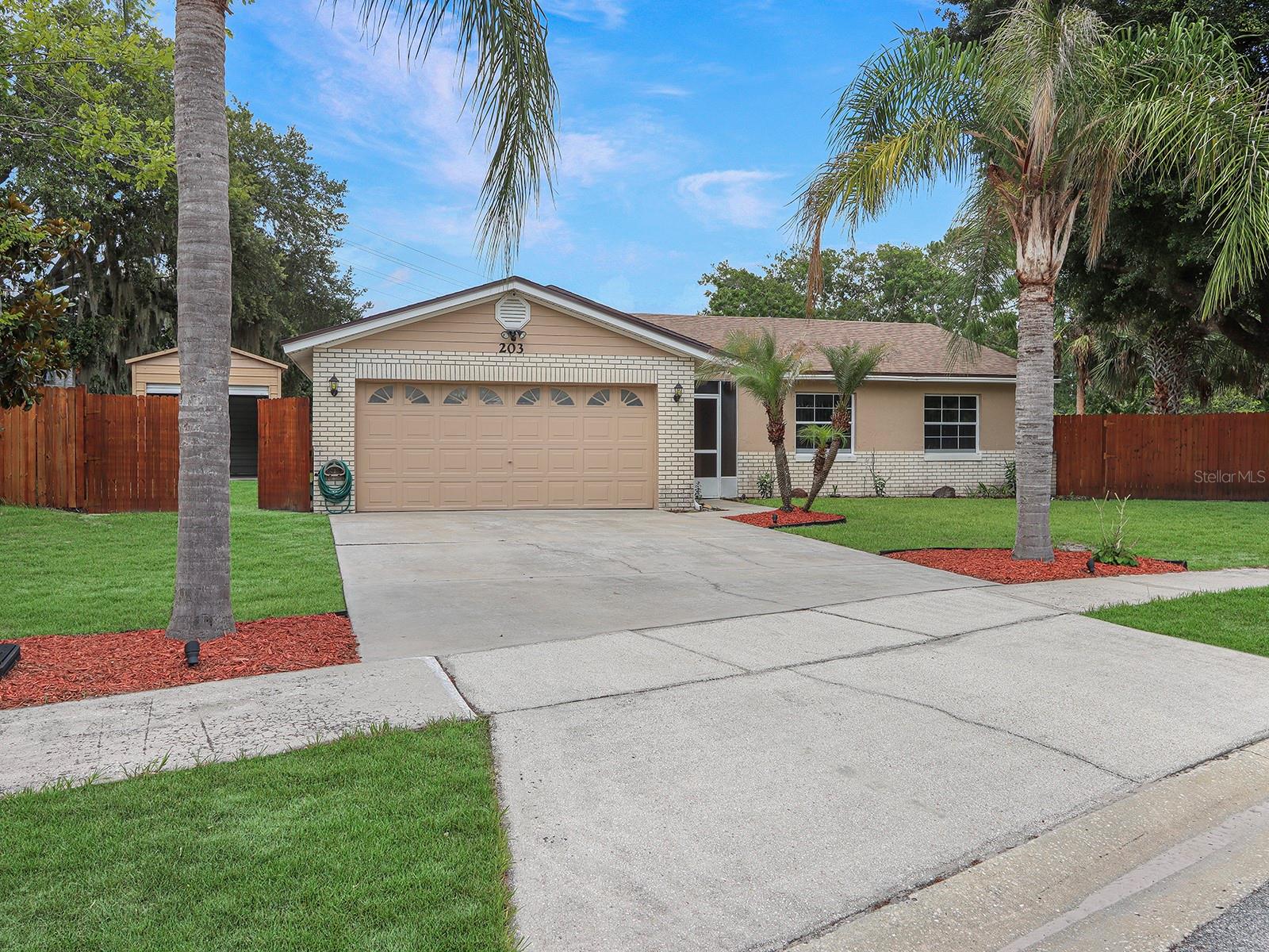 Single Family Residence em WINTER SPRINGS, FL - Daniel Dourado