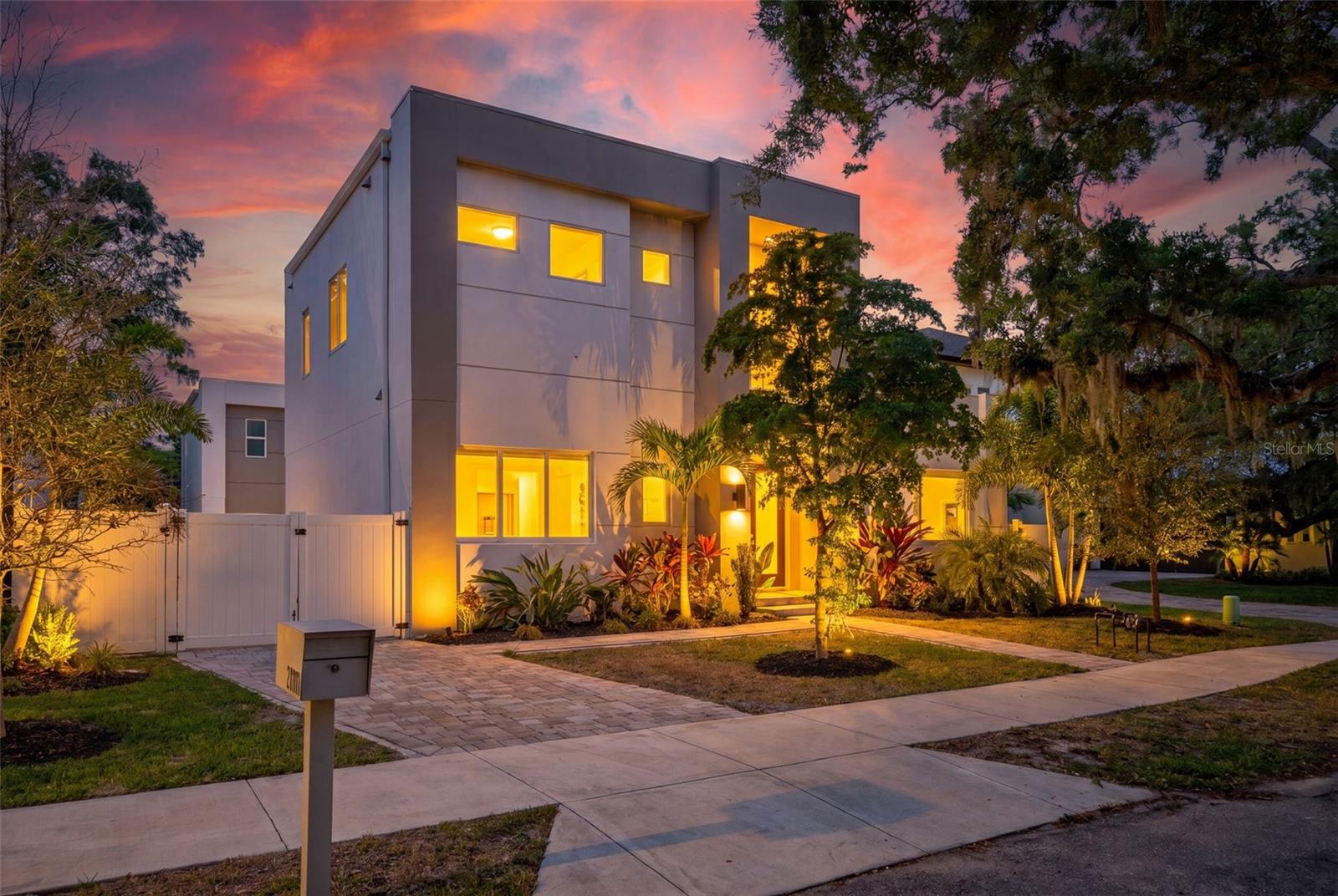 Single Family Residence em SARASOTA, FL - Daniel Dourado