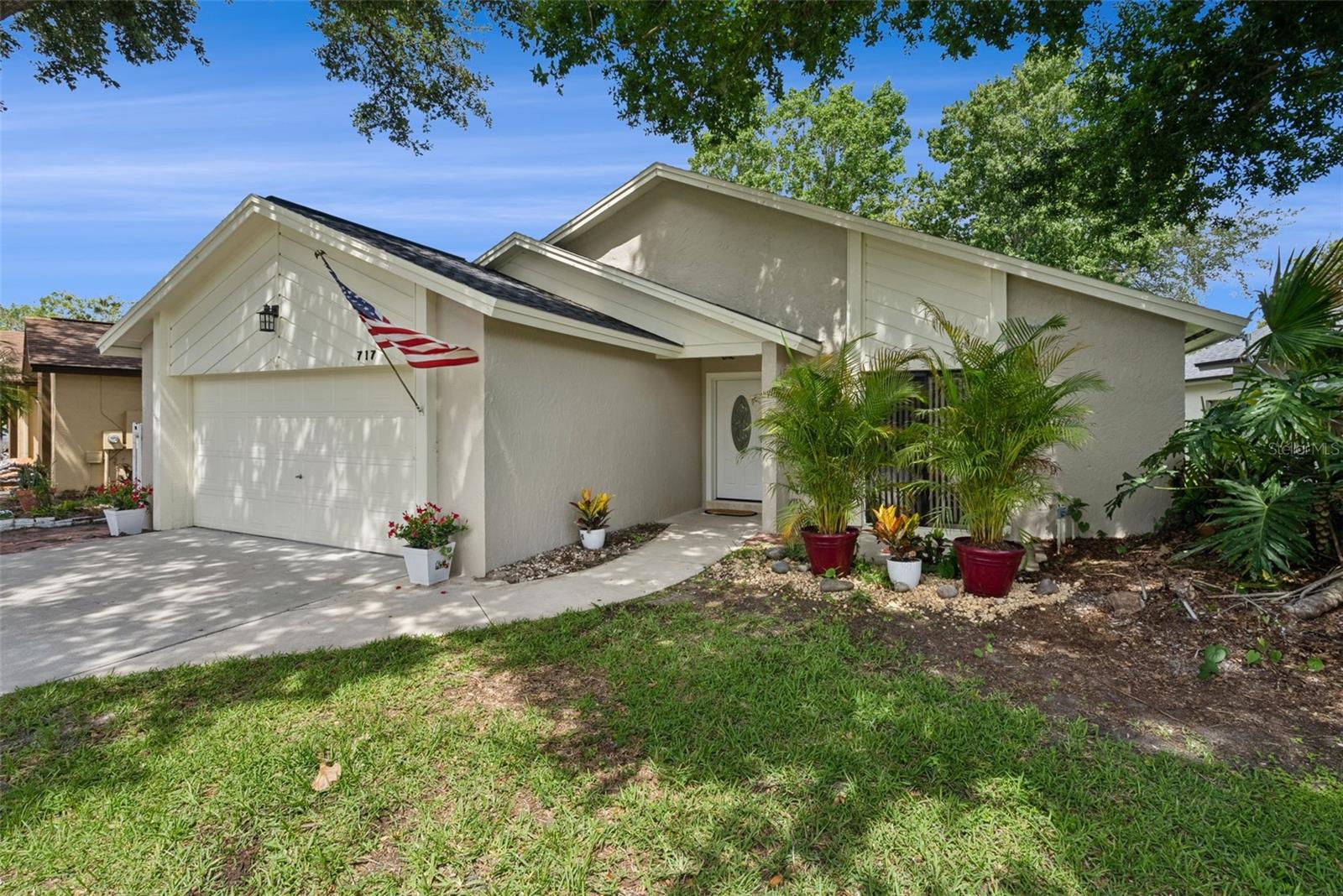 Single Family Residence em WINTER SPRINGS, FL - Daniel Dourado
