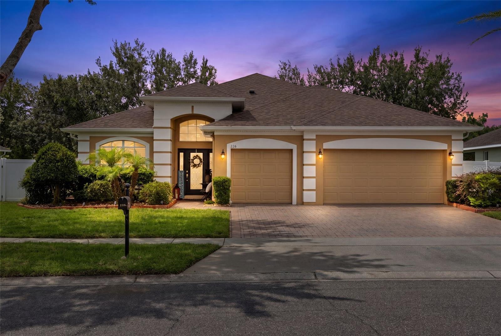 Single Family Residence em APOPKA, FL - Daniel Dourado