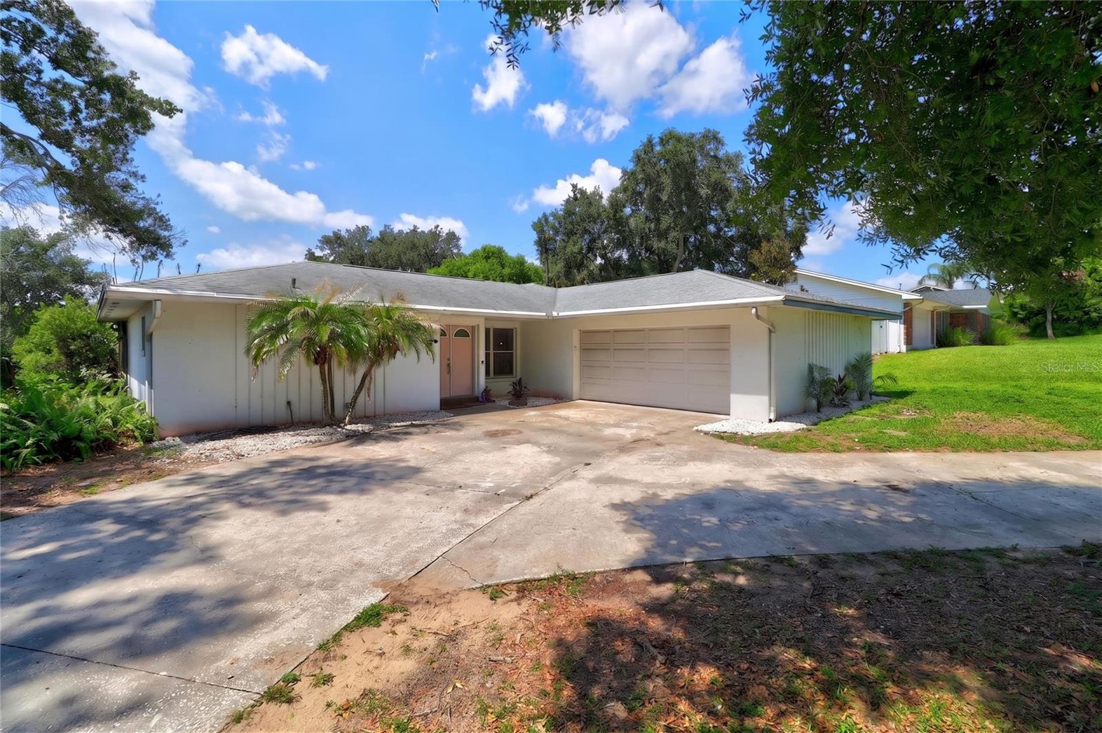 Single Family Residence em WINTER HAVEN, FL - Daniel Dourado