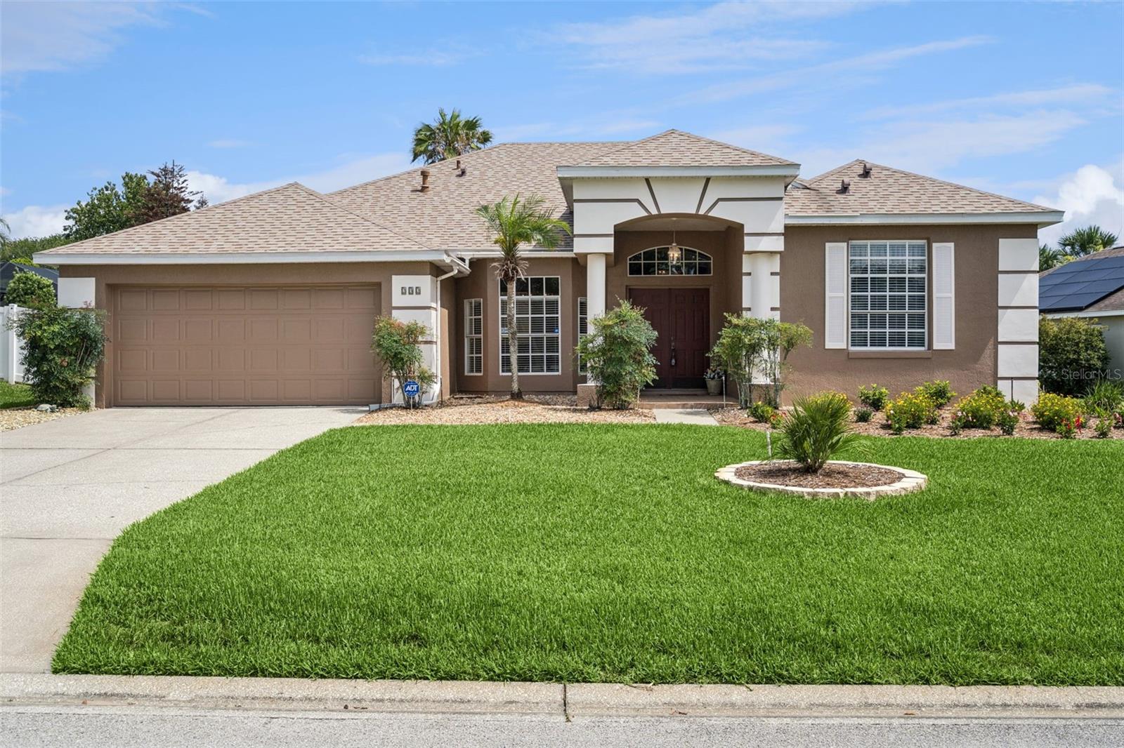 Single Family Residence in DAVENPORT, FL - Daniel Dourado