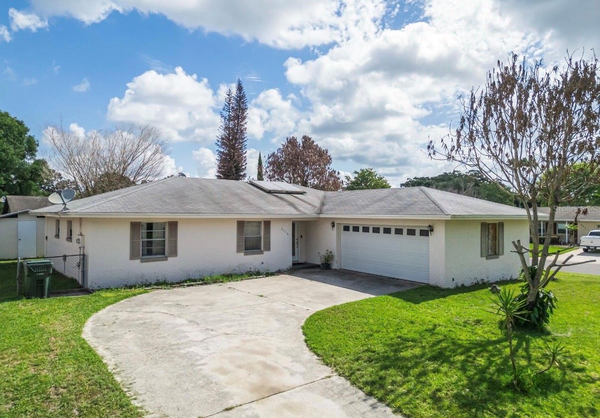 Single Family Residence in KISSIMMEE, FL - Daniel Dourado