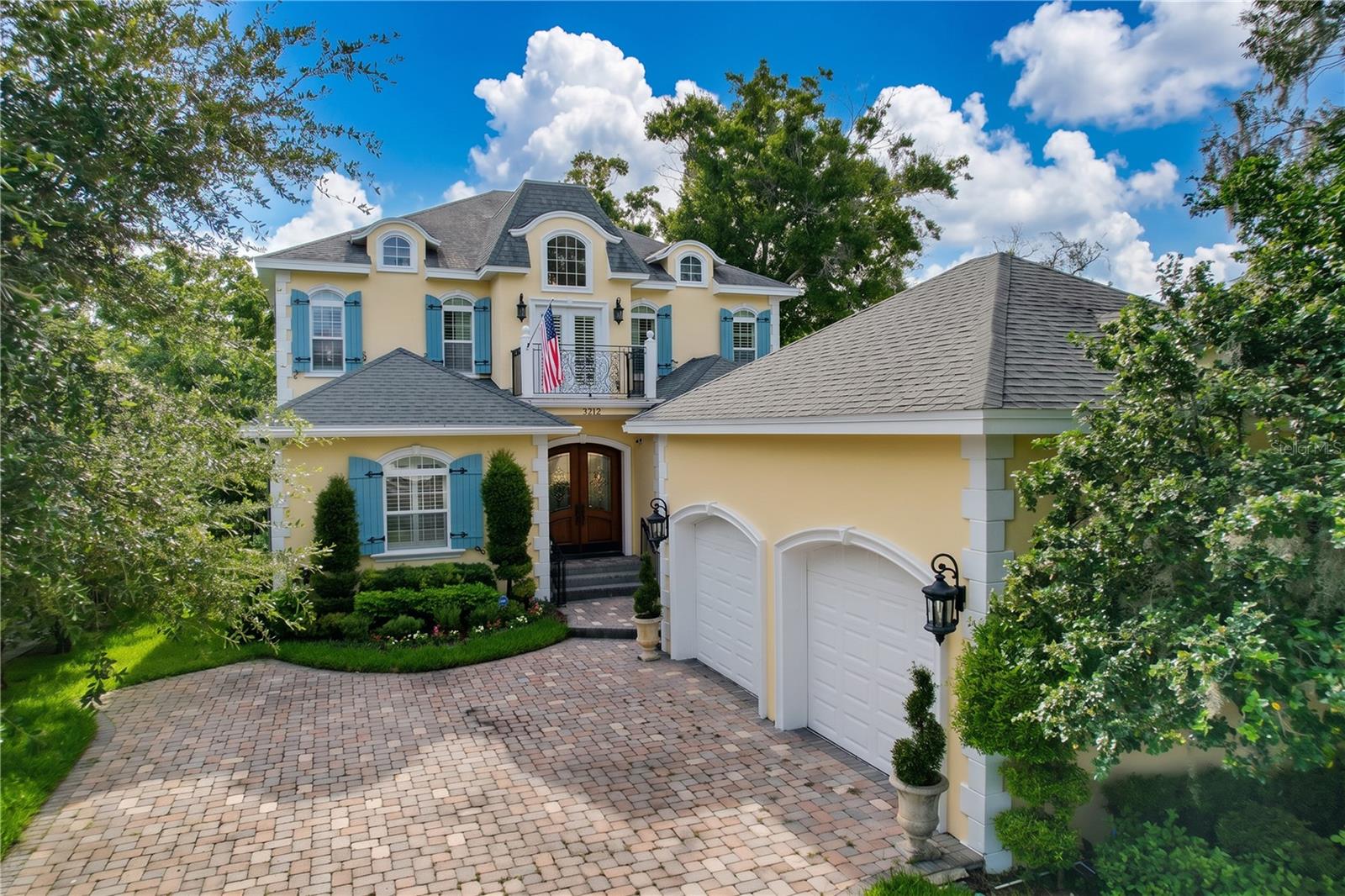 Single Family Residence in TAMPA, FL - Daniel Dourado