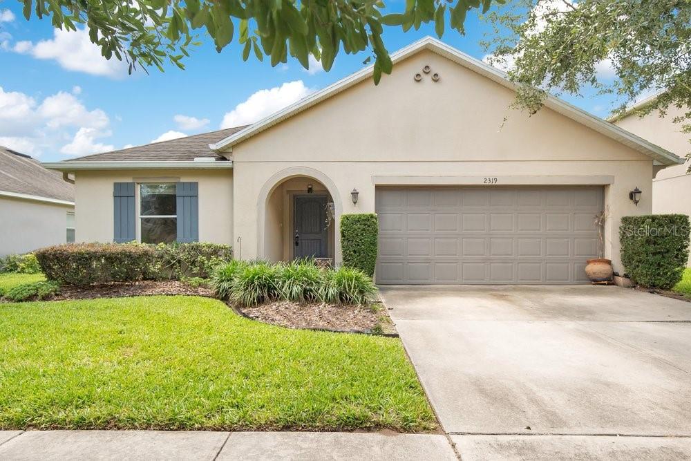 Single Family Residence in ORLANDO, FL - Daniel Dourado