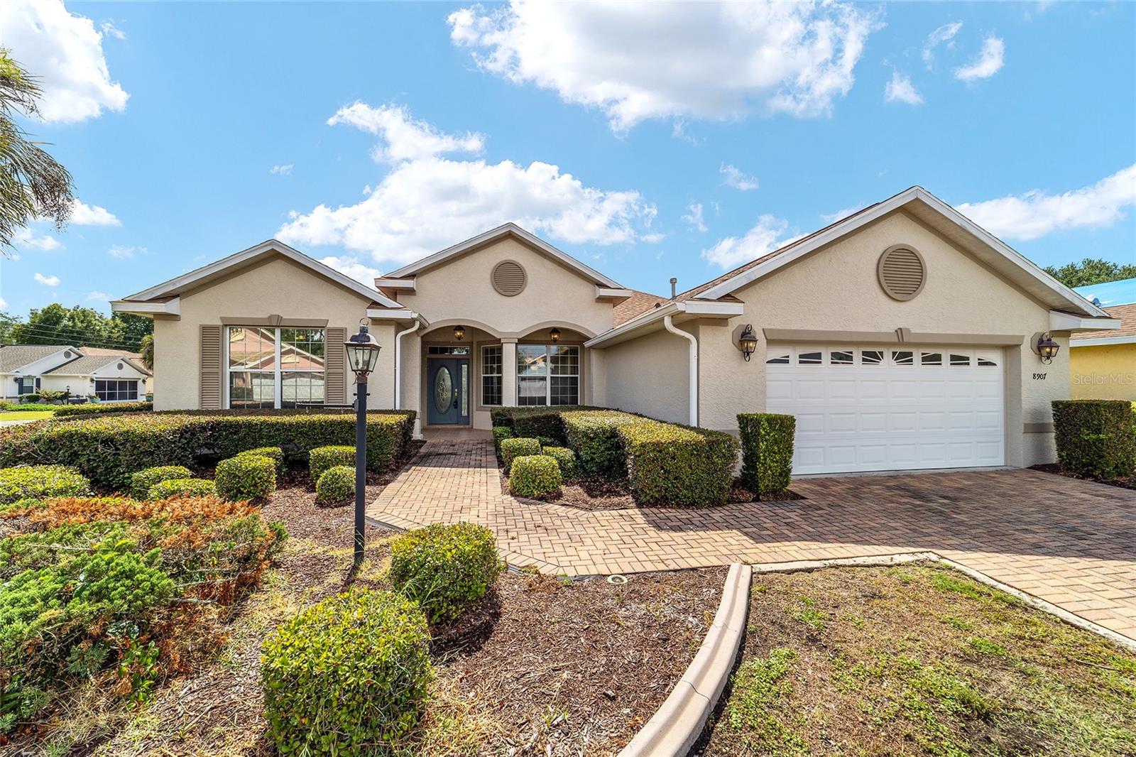 Single Family Residence in OCALA, FL - Daniel Dourado
