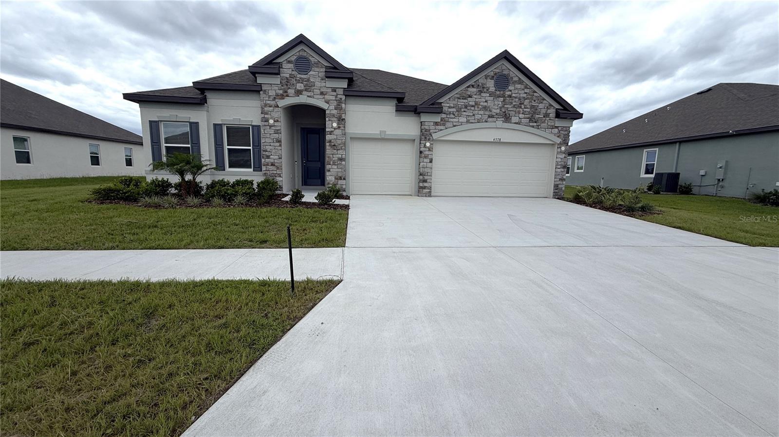 Single Family Residence em LAKELAND, FL - Daniel Dourado